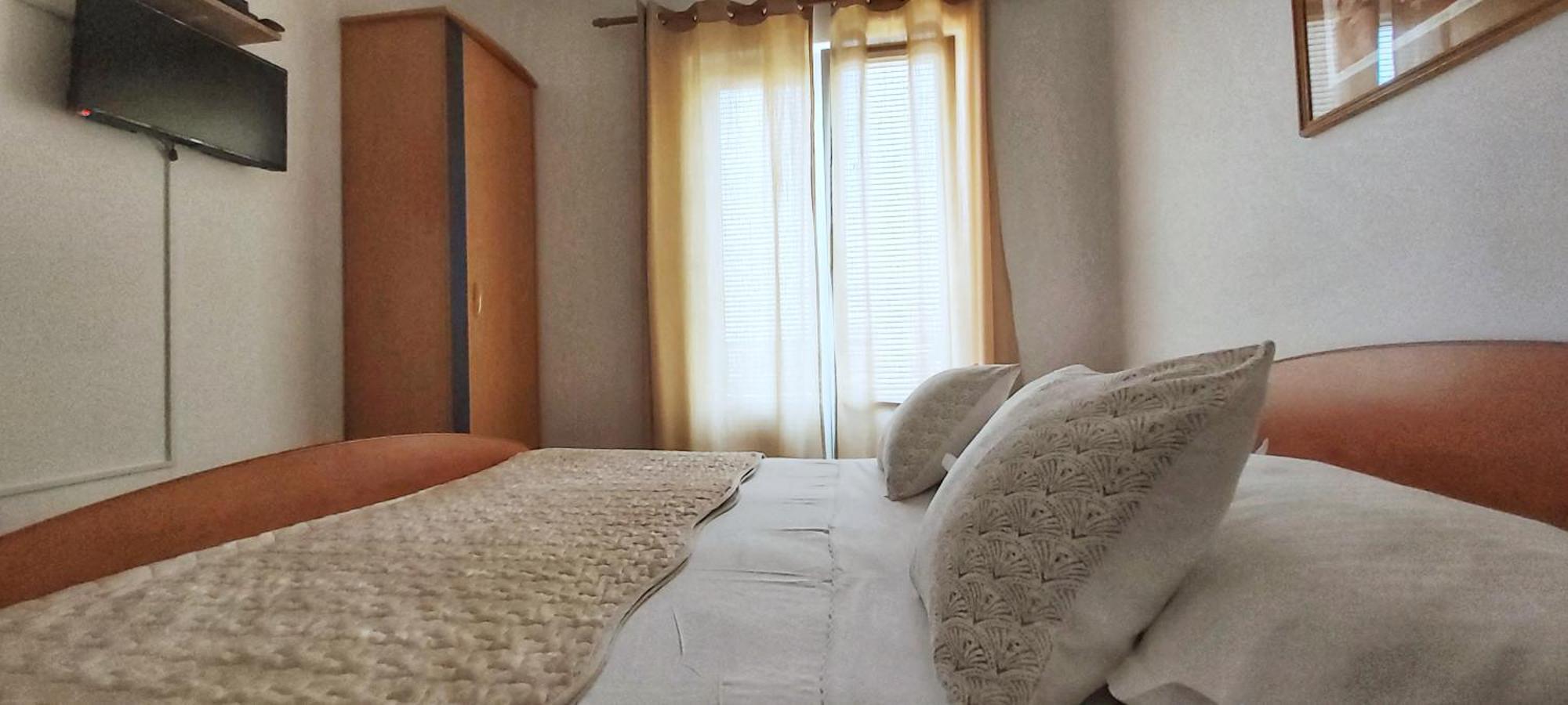 Apartments Jadranka Tučepi Buitenkant foto