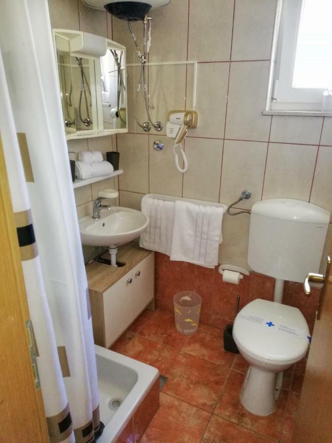 Apartments Jadranka Tučepi Buitenkant foto