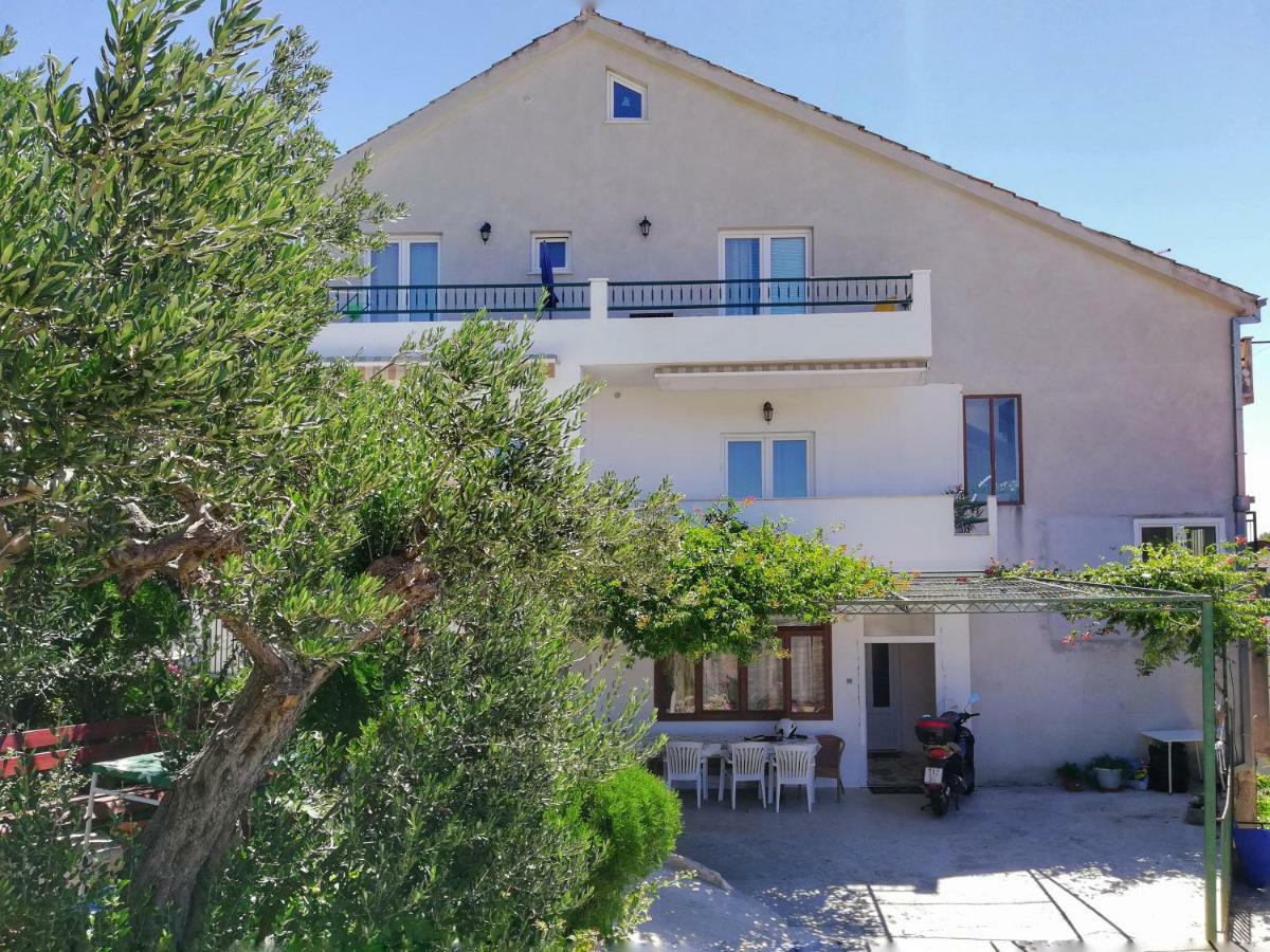 Apartments Jadranka Tučepi Buitenkant foto