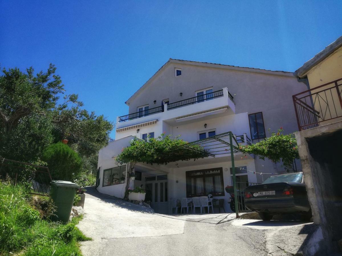 Apartments Jadranka Tučepi Buitenkant foto